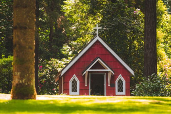 pexels-tabitha-mort-710905-small-church Small church